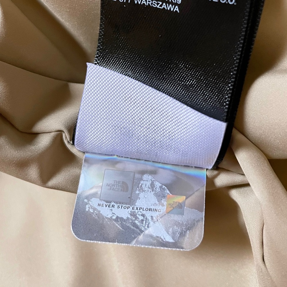 The North Face Women’s Gotham Parka In Hawthorne Khaki - Picture 9 of 9